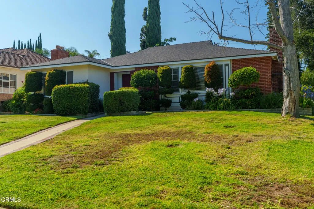 2395 Roanoke Road, San Marino, CA 91108