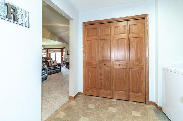 E7420 STAGE ROAD, New London, WI 54961