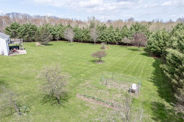 E7420 STAGE ROAD, New London, WI 54961