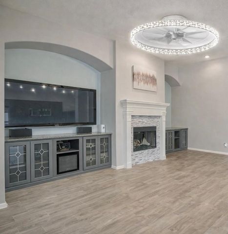 18411 Shallow Oak Court, Tomball, TX 77377