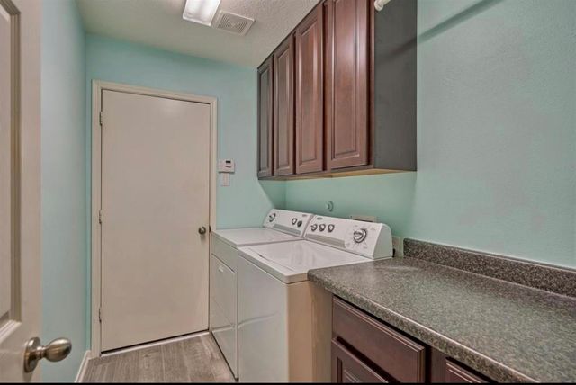 18411 Shallow Oak Court, Tomball, TX 77377