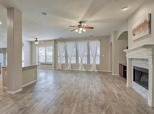 18411 Shallow Oak Court, Tomball, TX 77377