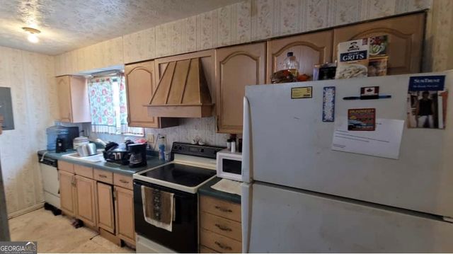 526 Country Greens Drive, Jonesboro, GA 30238