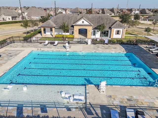 4747 Abercorn Street, Rosharon, TX 77583