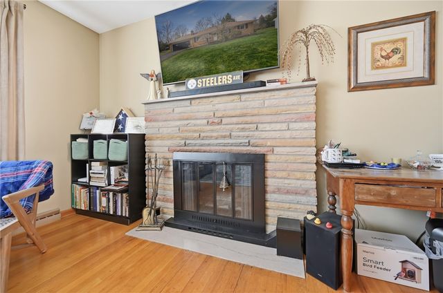 256 Donald Rd., Hermitage, PA 16148