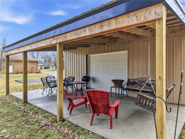 256 Donald Rd., Hermitage, PA 16148