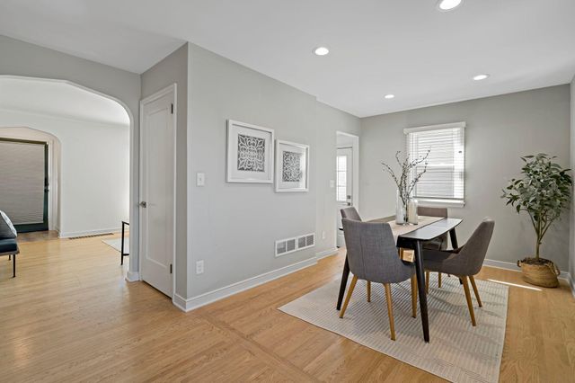 3052 Nevada Avenue S, Saint Louis Park, MN 55426