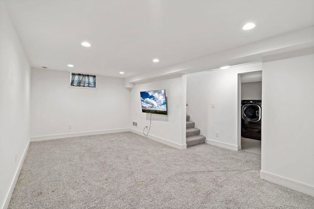 3052 Nevada Avenue S, Saint Louis Park, MN 55426