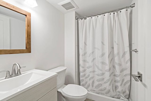 3052 Nevada Avenue S, Saint Louis Park, MN 55426