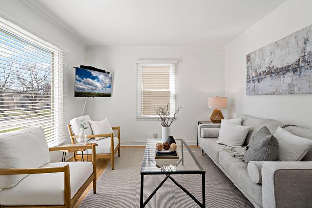 3052 Nevada Avenue S, Saint Louis Park, MN 55426