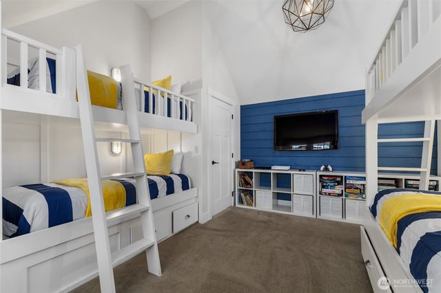 102 Porcupine Lane, Chelan, WA 98816