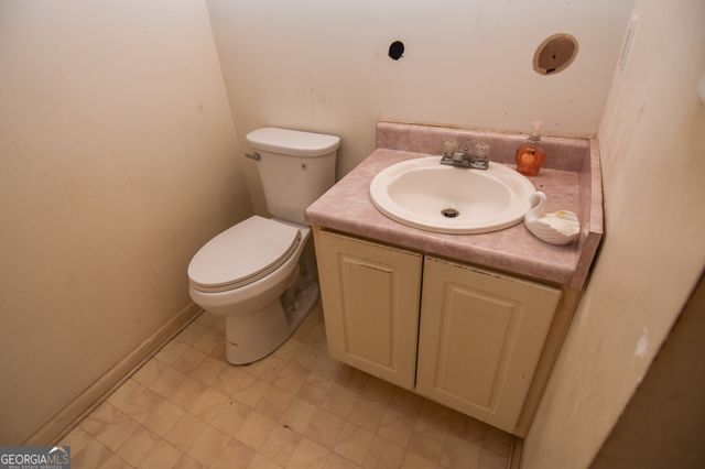 120 Park Place, Barnesville, GA 30204