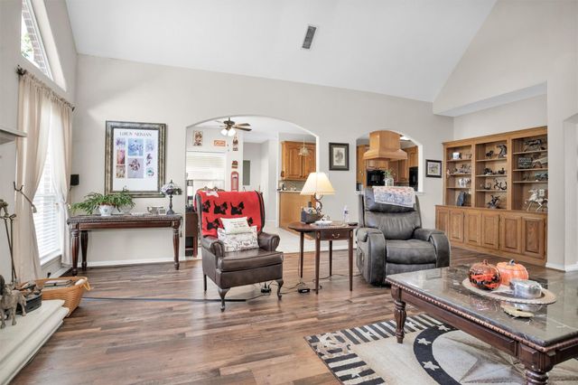 7646 Millies Run Road, Montgomery, TX 77316