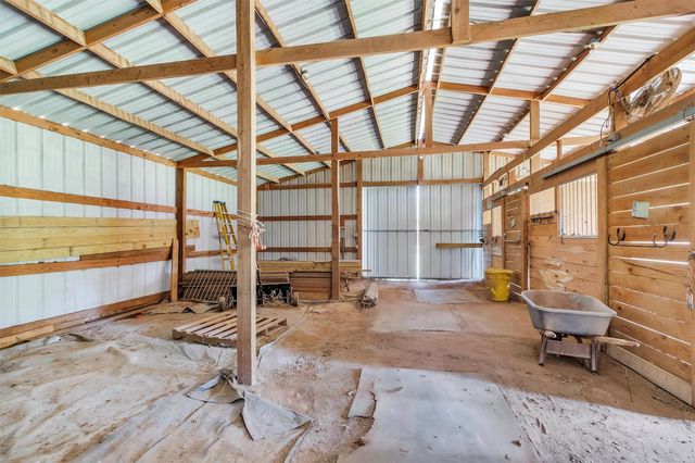 7646 Millies Run Road, Montgomery, TX 77316