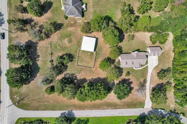 7646 Millies Run Road, Montgomery, TX 77316