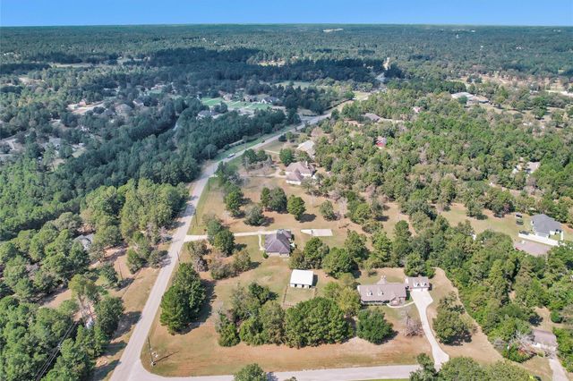 7646 Millies Run Road, Montgomery, TX 77316