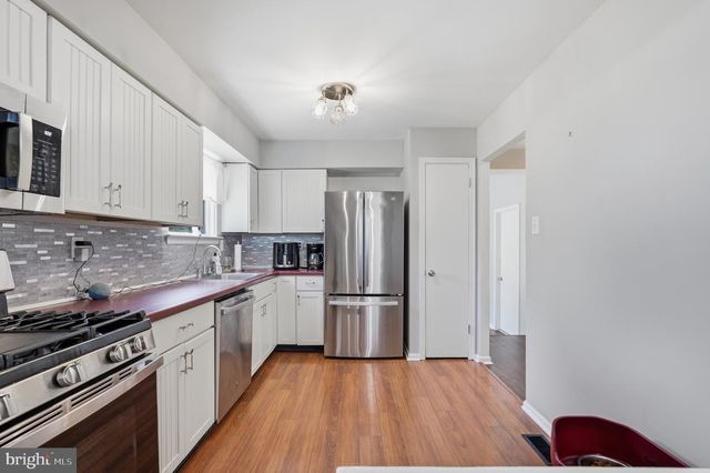 1519 SILVER LAKE RD, Langhorne, PA 19047