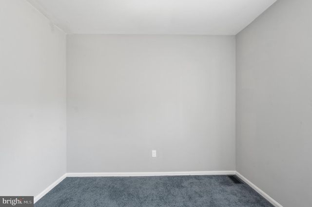 1519 SILVER LAKE RD, Langhorne, PA 19047