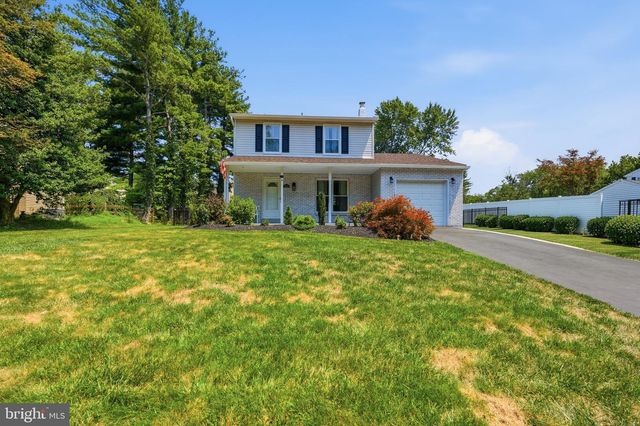 1519 SILVER LAKE RD, Langhorne, PA 19047