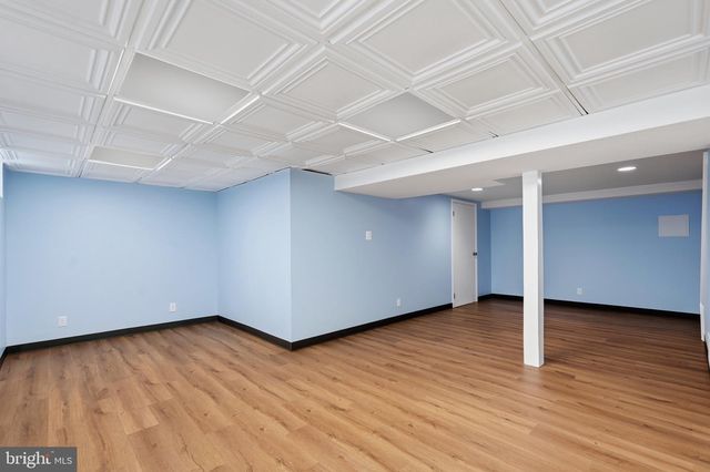1519 SILVER LAKE RD, Langhorne, PA 19047