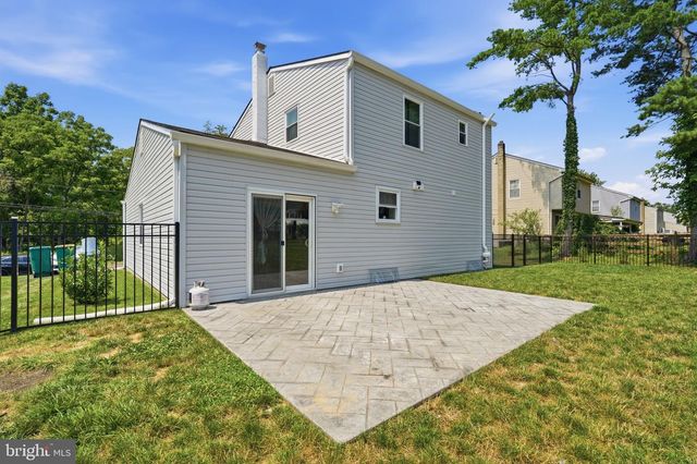 1519 SILVER LAKE RD, Langhorne, PA 19047