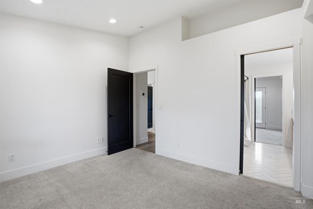 2020 Primrose Ln, Nampa, ID 83686