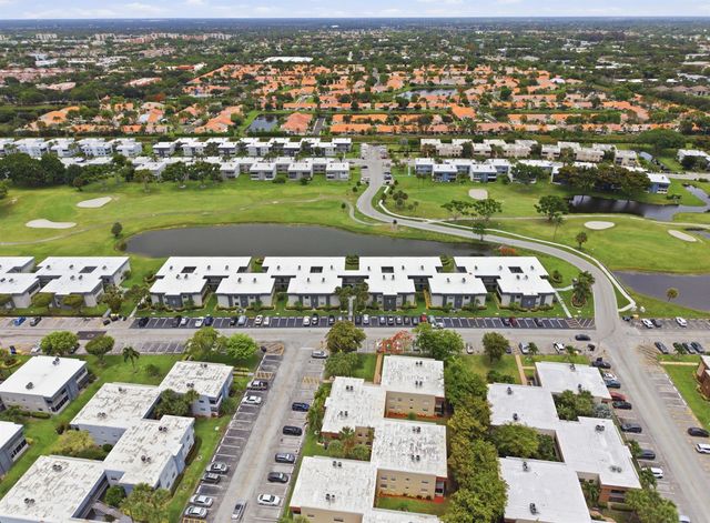 53 Piedmont B, Delray Beach, FL 33484