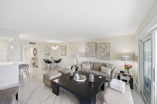 53 Piedmont B, Delray Beach, FL 33484