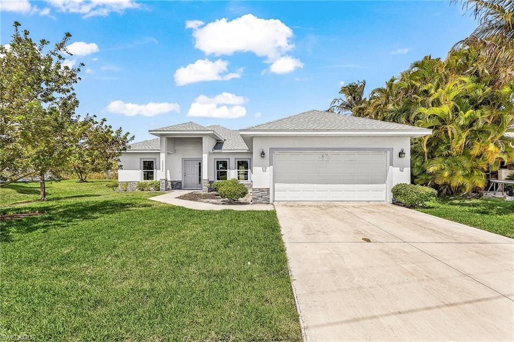 1111 SW 5th TER, CAPE CORAL, FL 33991 — exterior
