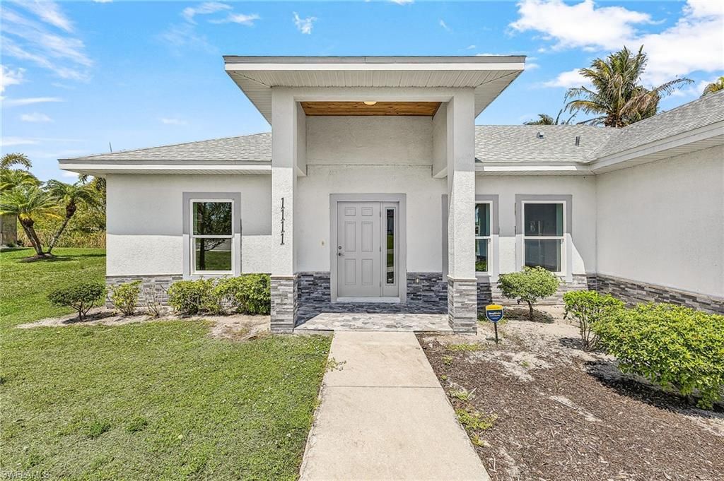 1111 SW 5th TER, CAPE CORAL, FL 33991 — photo 2
