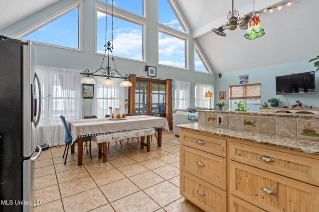 146 Elaine Drive, Bay Saint Louis, MS 39520