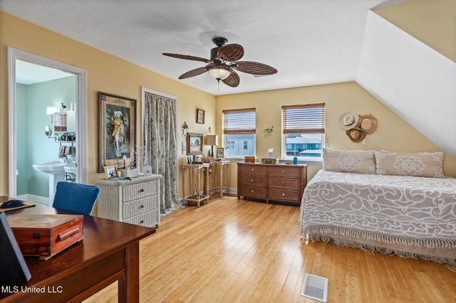 146 Elaine Drive, Bay Saint Louis, MS 39520