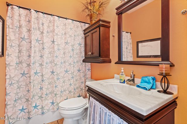 146 Elaine Drive, Bay Saint Louis, MS 39520