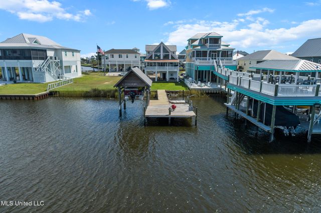 146 Elaine Drive, Bay Saint Louis, MS 39520