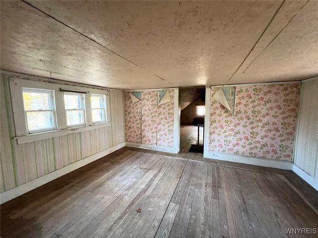 642 Monroe Avenue, Evans, NY 14006