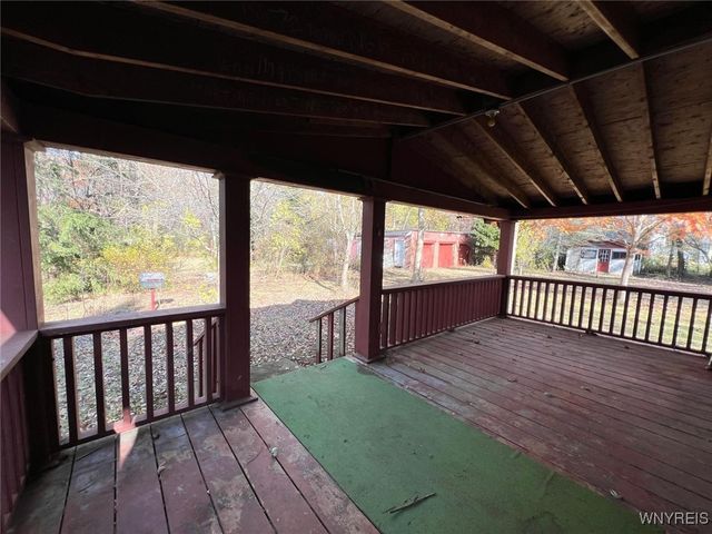 642 Monroe Avenue, Evans, NY 14006