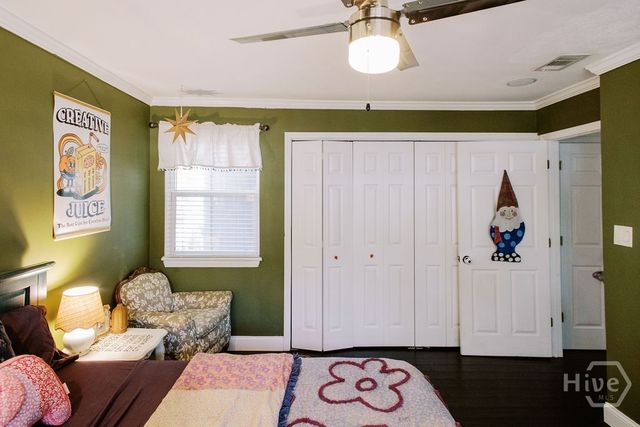 303 La Fayette Circle, Savannah, GA 31405