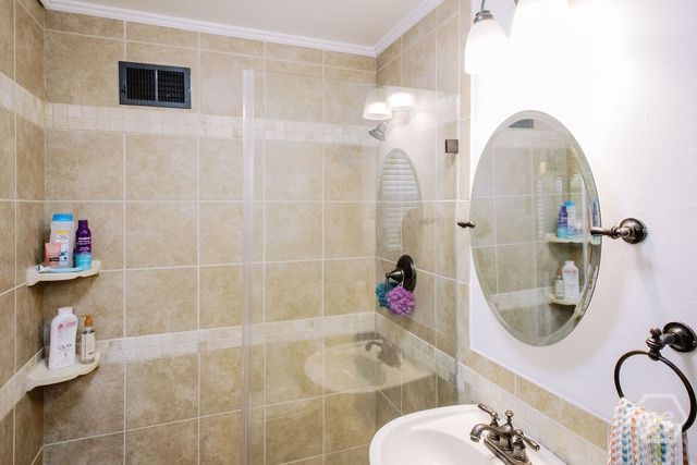 303 La Fayette Circle, Savannah, GA 31405
