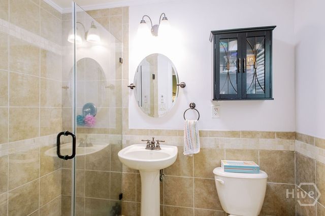 303 La Fayette Circle, Savannah, GA 31405