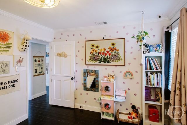 303 La Fayette Circle, Savannah, GA 31405
