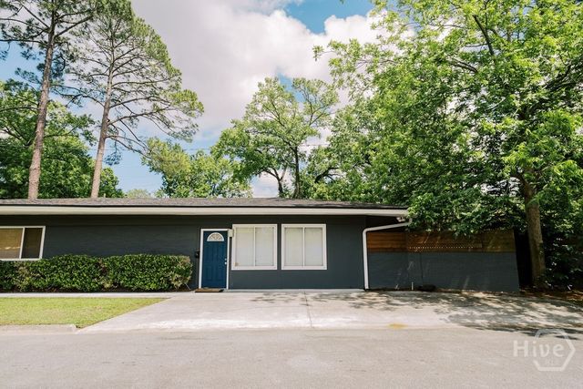303 La Fayette Circle, Savannah, GA 31405