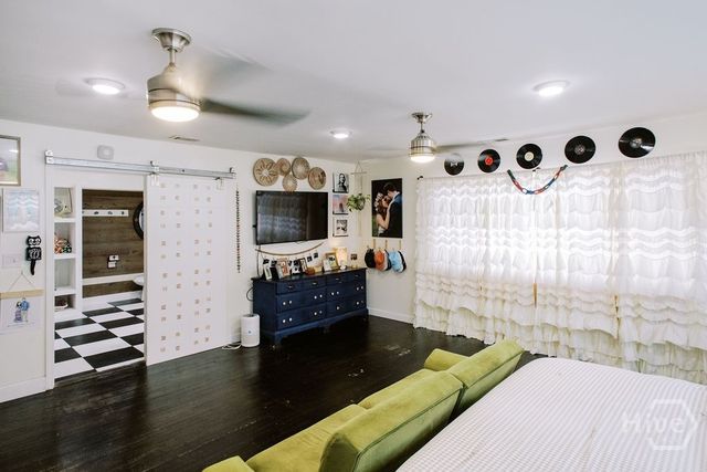 303 La Fayette Circle, Savannah, GA 31405