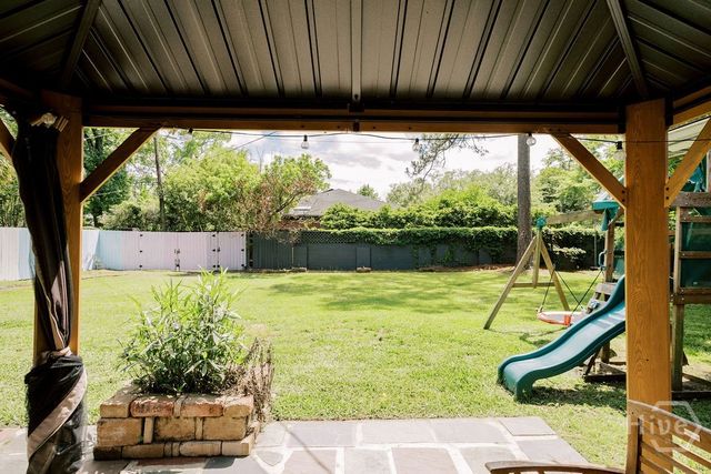 303 La Fayette Circle, Savannah, GA 31405