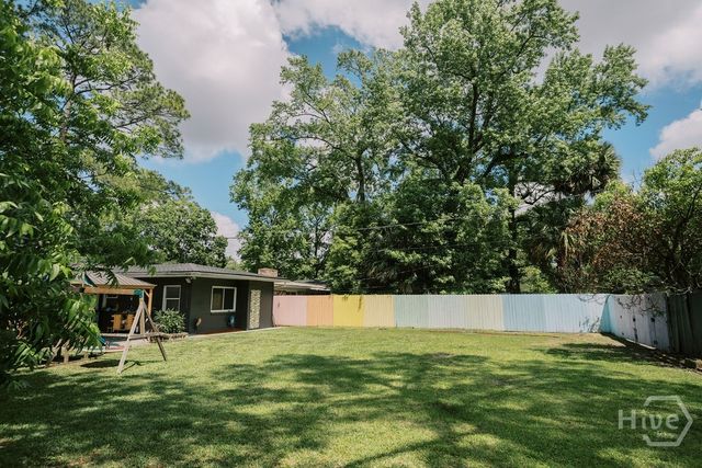 303 La Fayette Circle, Savannah, GA 31405