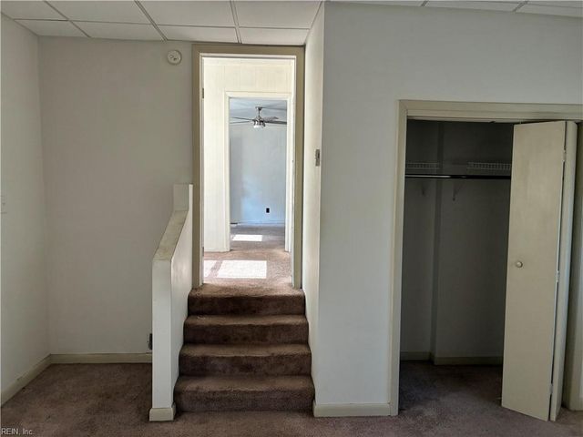 14 Fairview CIR S, Portsmouth, VA 23702