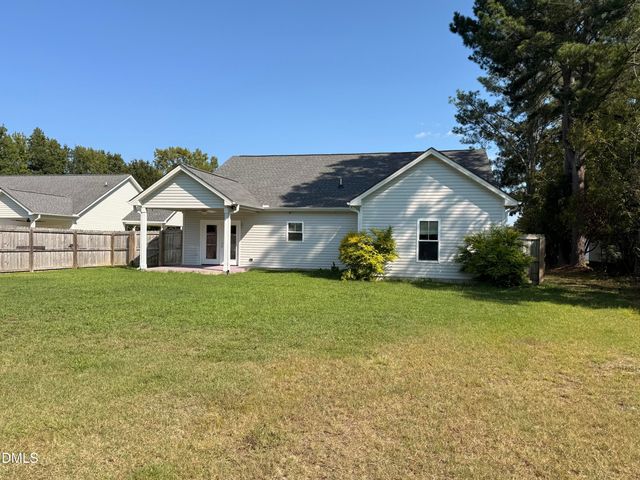 202 N 6th Street, Erwin, NC 28339