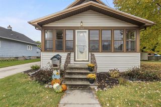 563 CHESTNUT STREET, Neenah, WI 54956