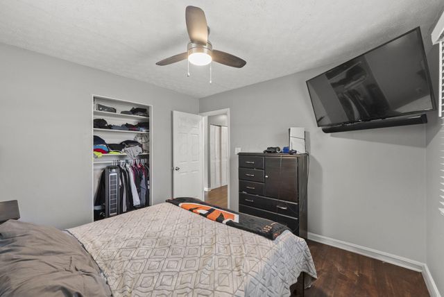 4511 Edgewyn Avenue, Hilliard, OH 43026