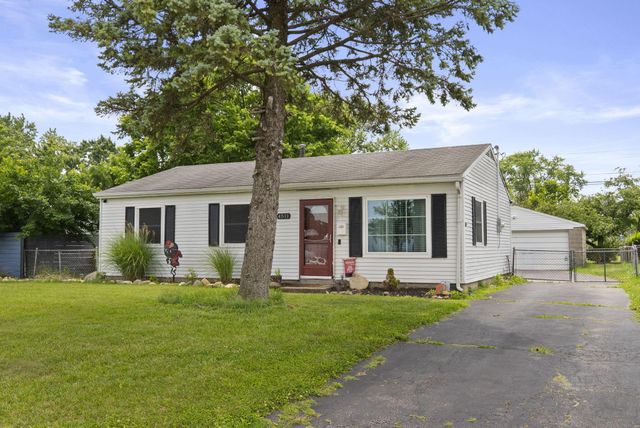 4511 Edgewyn Avenue, Hilliard, OH 43026