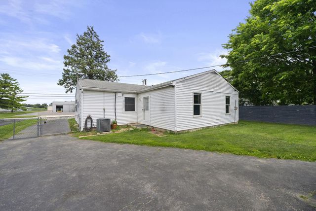 4511 Edgewyn Avenue, Hilliard, OH 43026